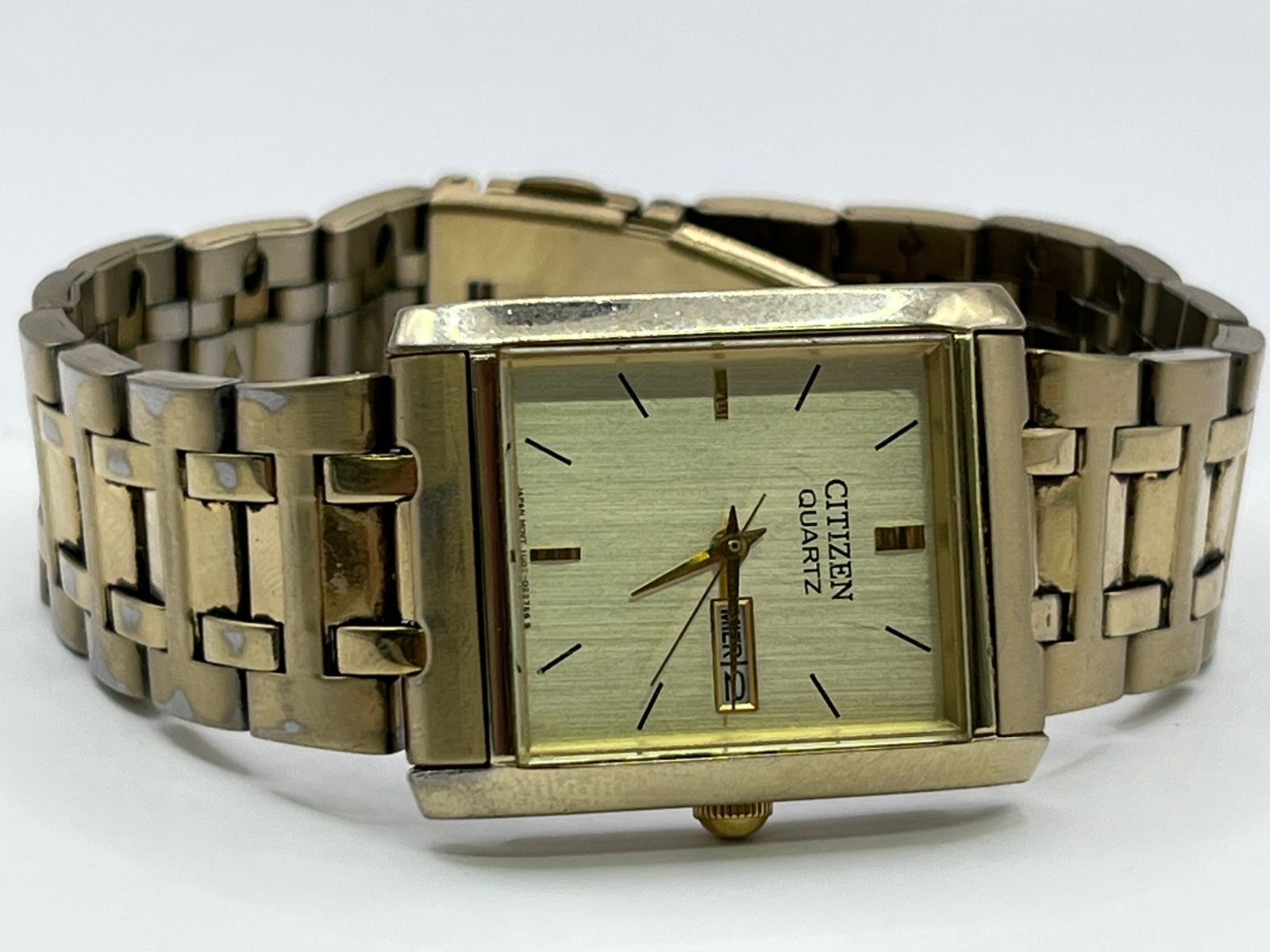 Citizen Vintage Tank Day-Date