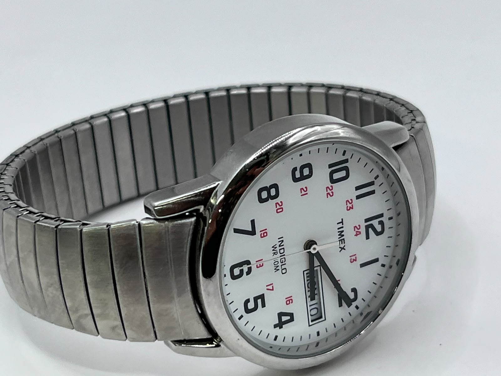 Timex Easy Reader Indiglo Day-Date Expansion Band Silver Tone - Imagen 5