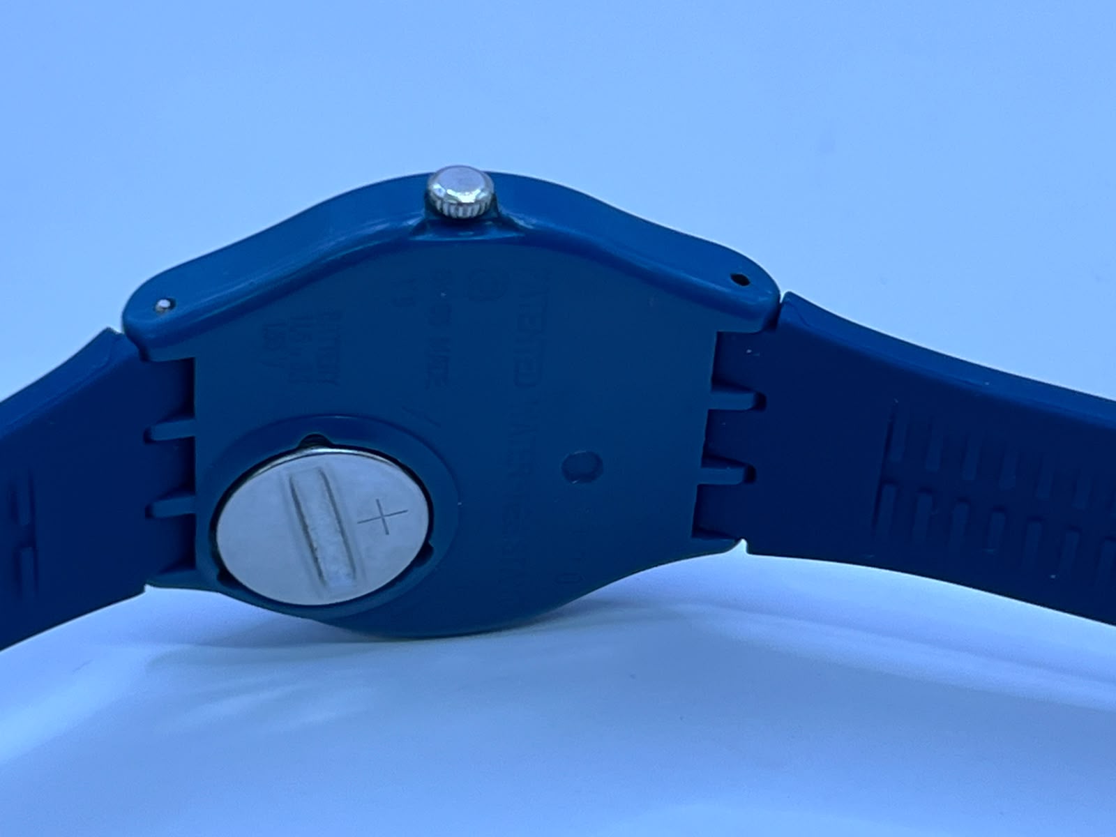 Swatch Originals Blue Bottle unisex Watch GN719 - Imagen 4