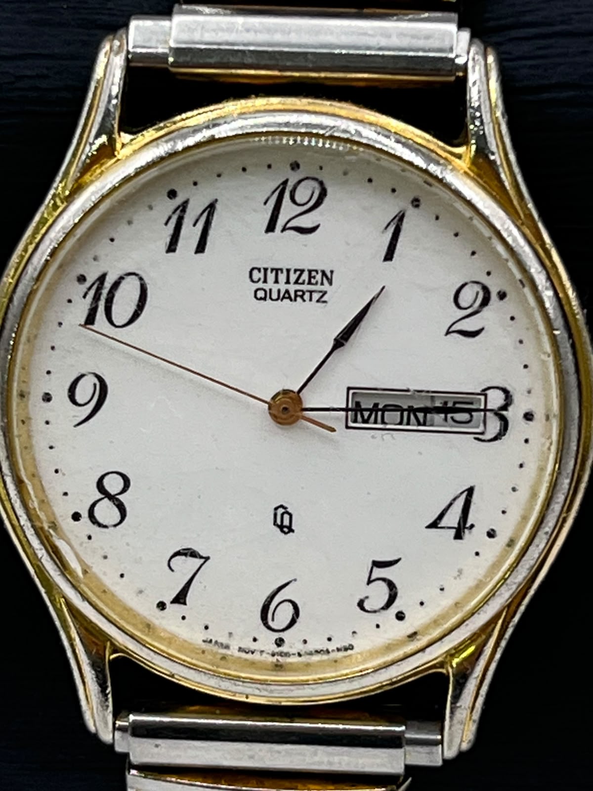 Citizen Quartz Day-Date White Dial Vintage Watch