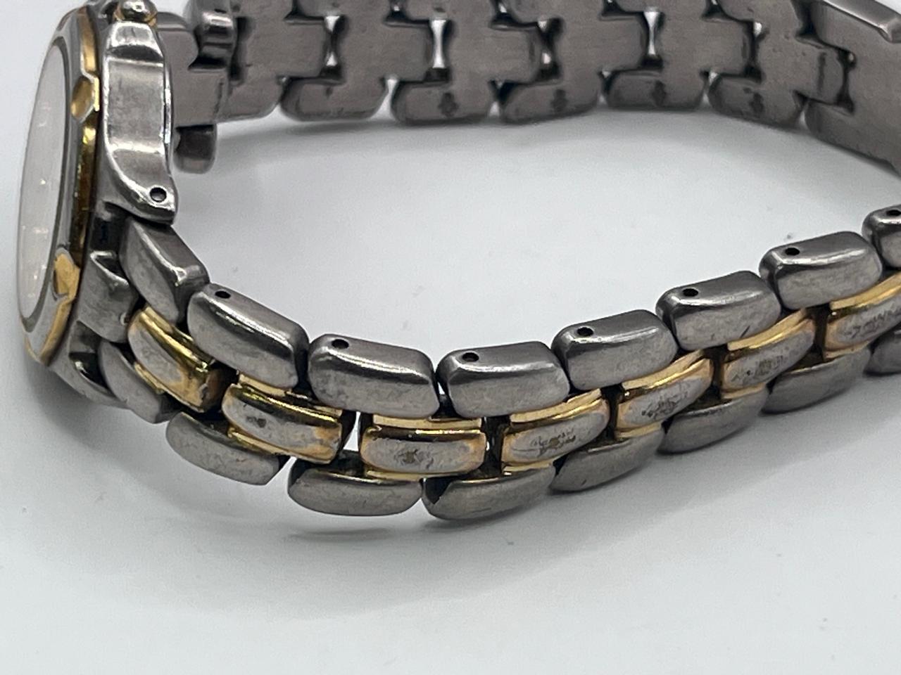 Fossil F2 Classic Two-Tone Stainless Steel Bracelet - Imagen 3