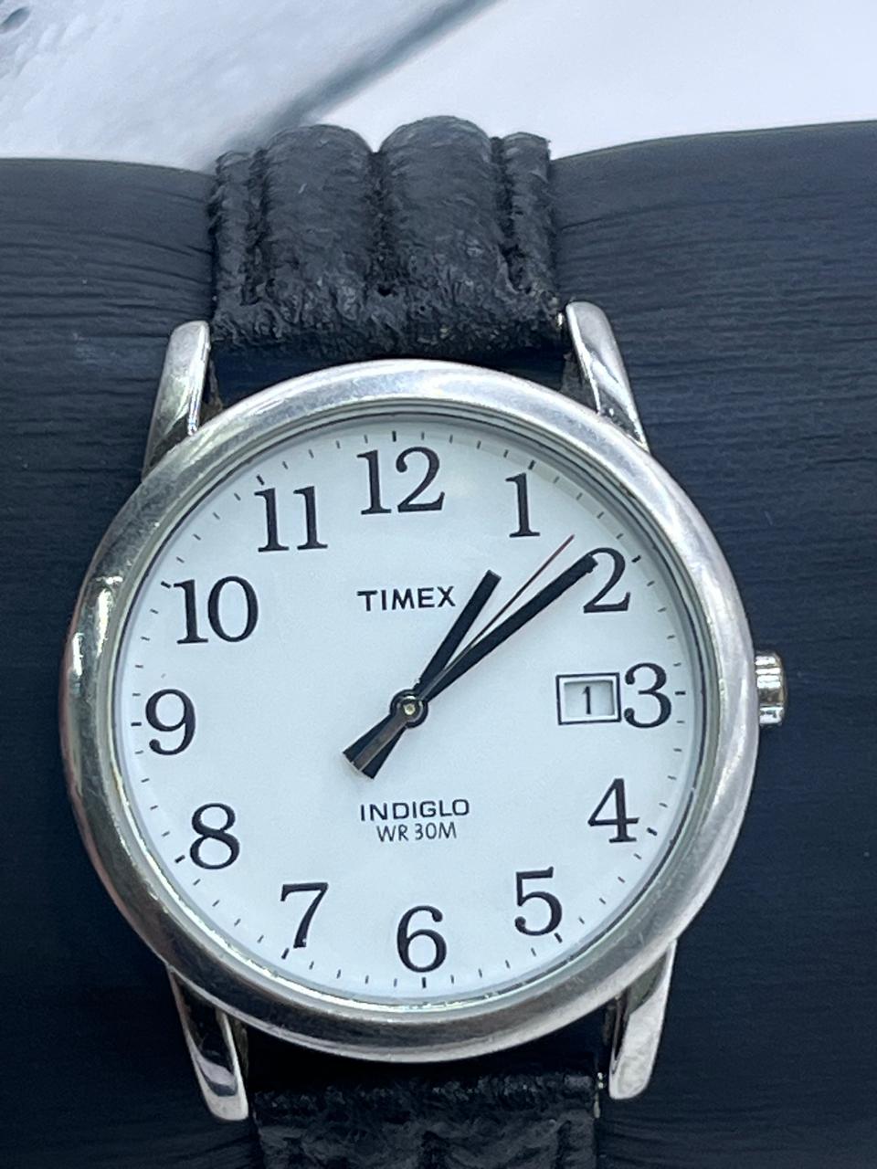 Timex Easy Reader Indiglo Silver Tone Black Leather Strap