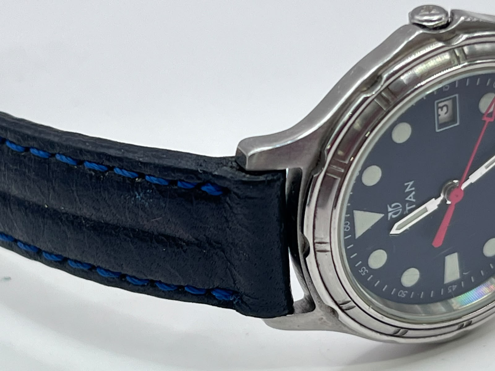 Titan Diver Style 50M Blue Dial Leather Strap - Imagen 3