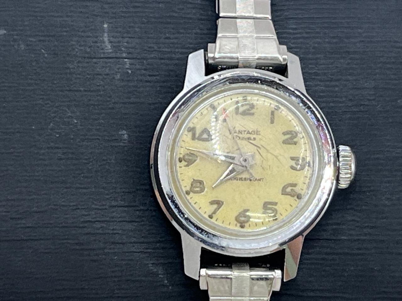 Reloj de cuerda manual Vantage por Hamilton