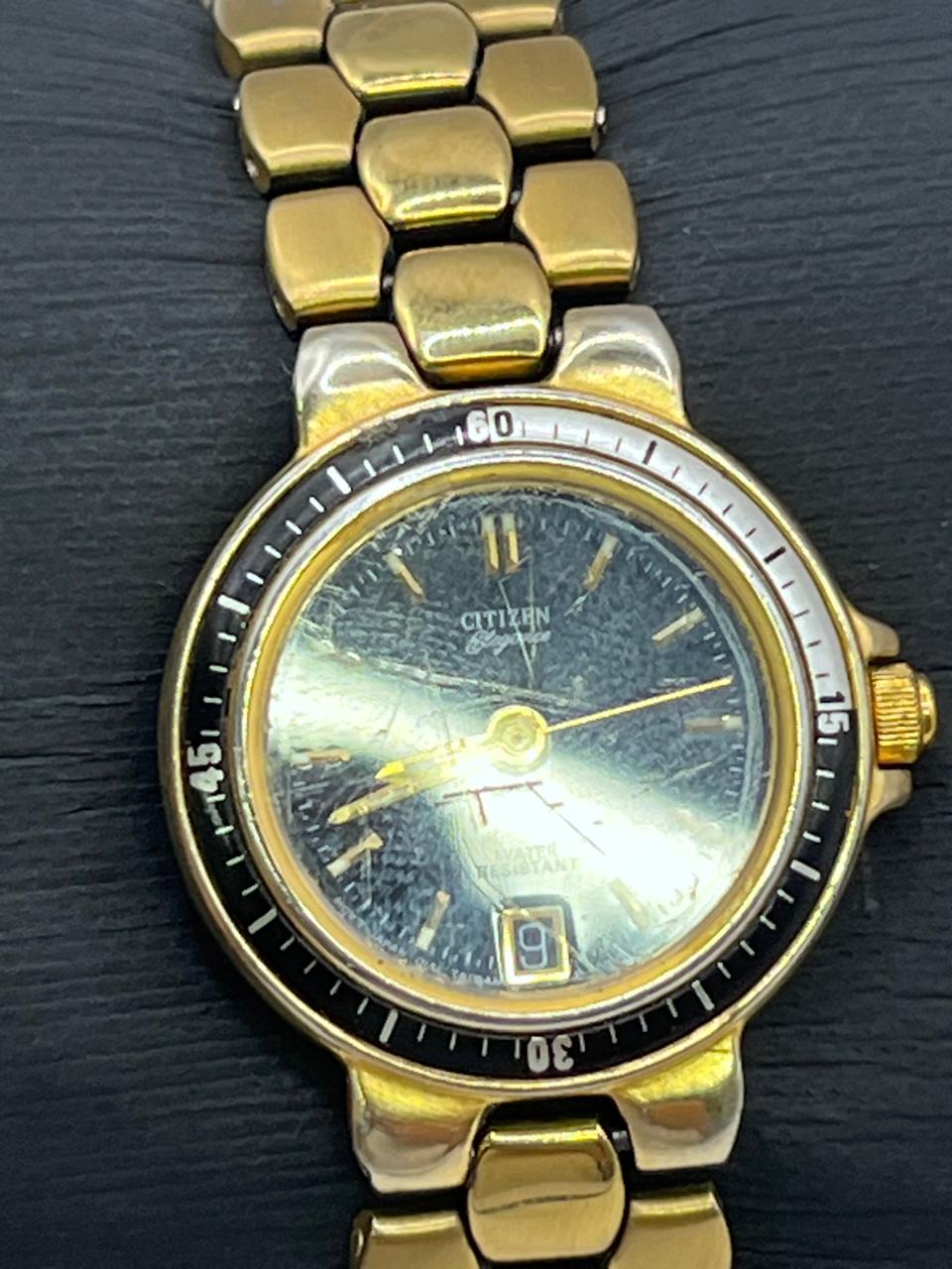 Citizen Quartz Elegance / Diver de los años 80-90 (Serie Vintage Mid-Size / Dama) - Imagen 6