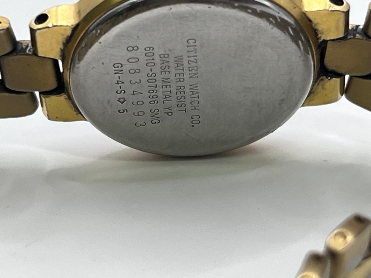 Citizen Quartz Elegance / Diver de los años 80-90 (Serie Vintage Mid-Size / Dama) - Imagen 4