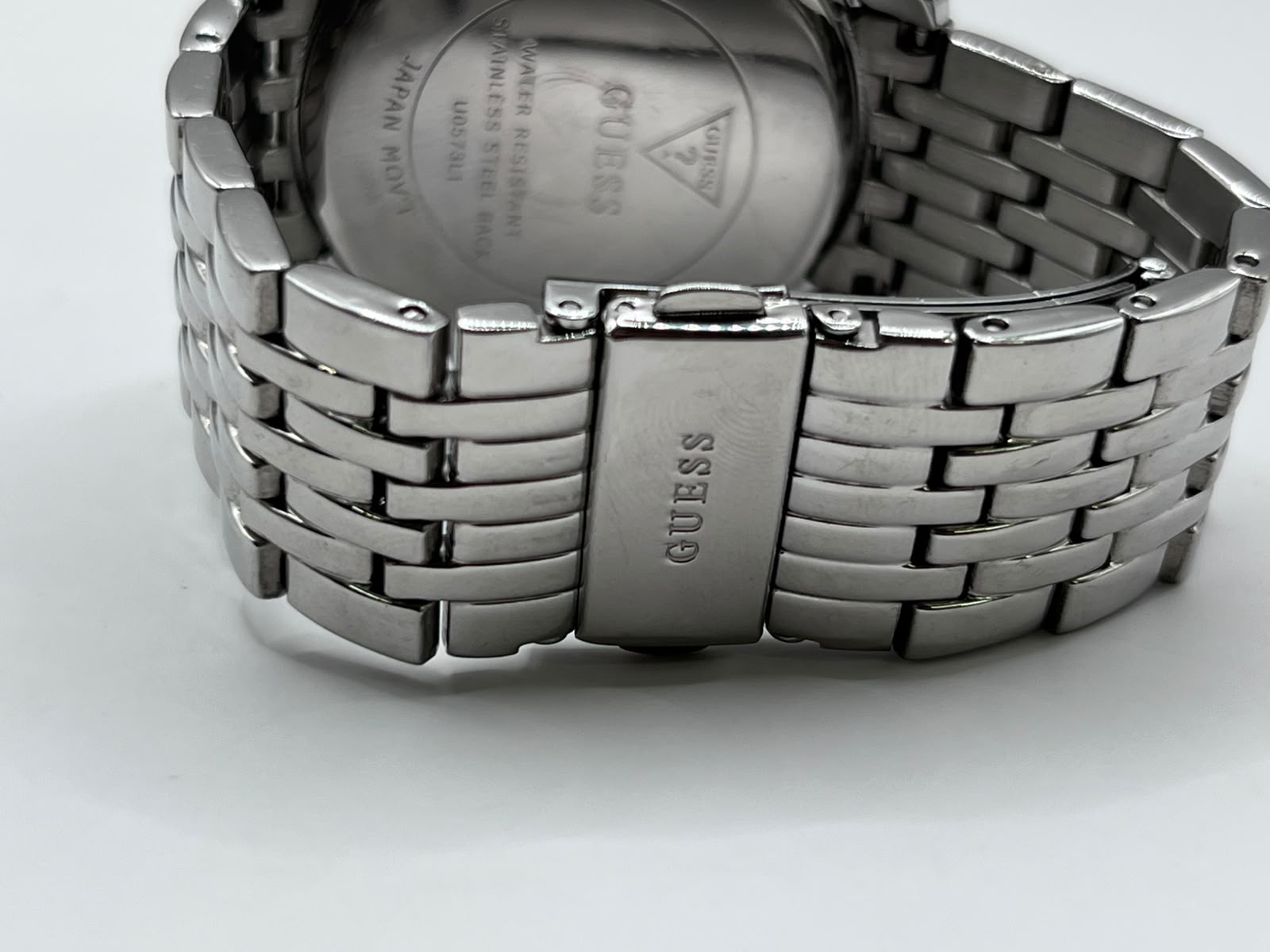 GUESS Gramercy Silver-Tone Stainless Steel Watch W0573L1 - Imagen 4