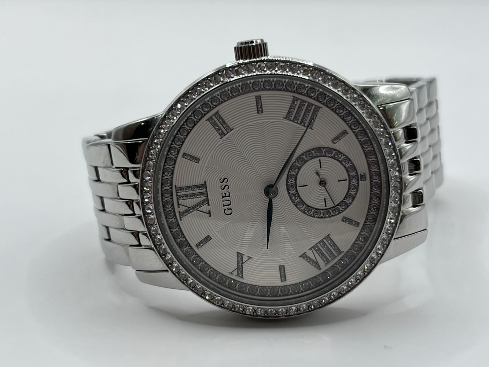 GUESS Gramercy Silver-Tone Stainless Steel Watch W0573L1 - Imagen 5