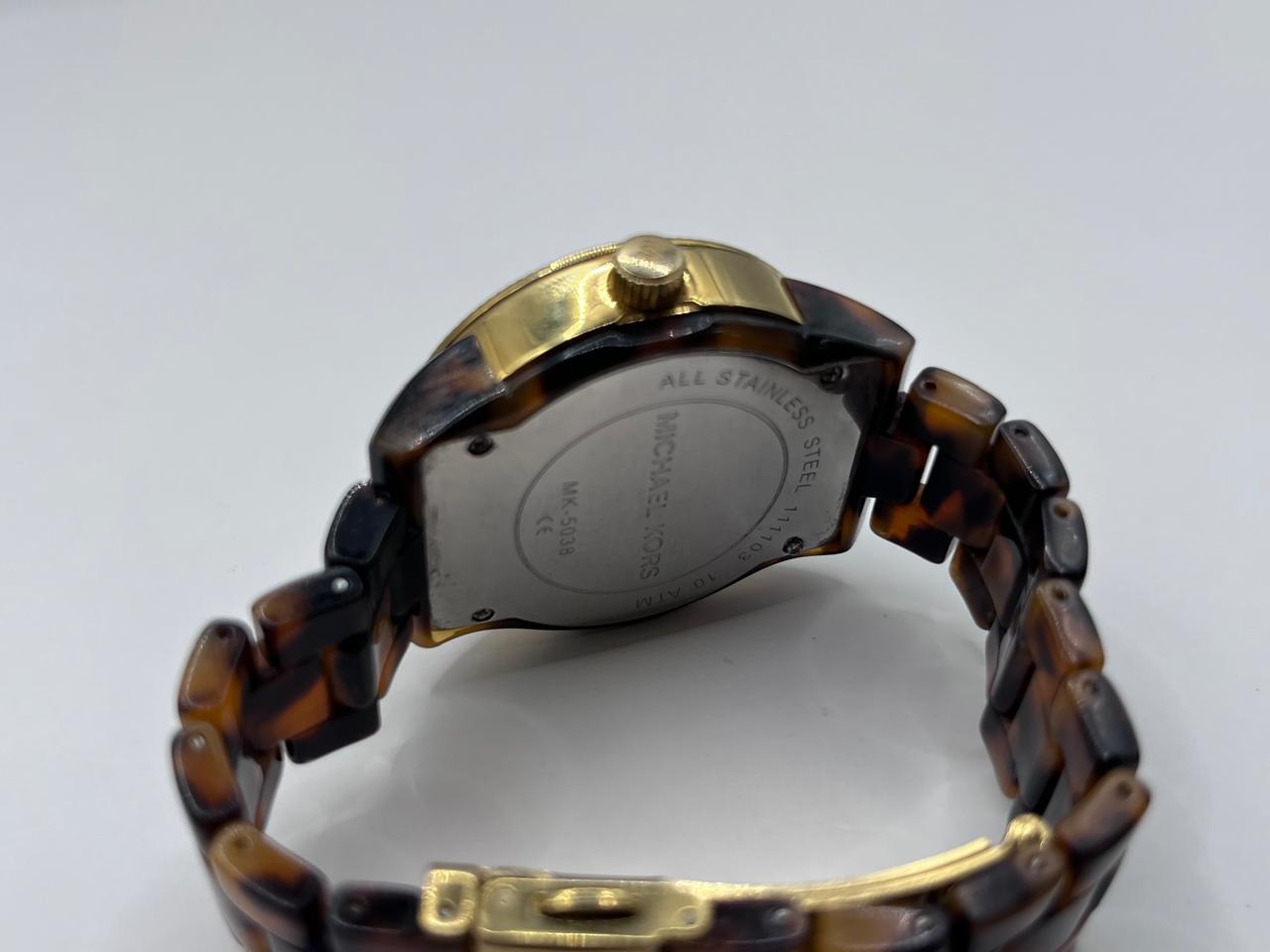 Michael Kors Jet Set / Ritz Tortoise Shell MK5038. - Imagen 3