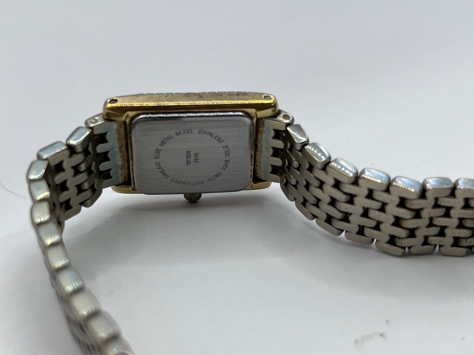 Anne Klein Diamond Accented Mother of Pearl Dial (Referencia 10/9169 variant) - Imagen 3