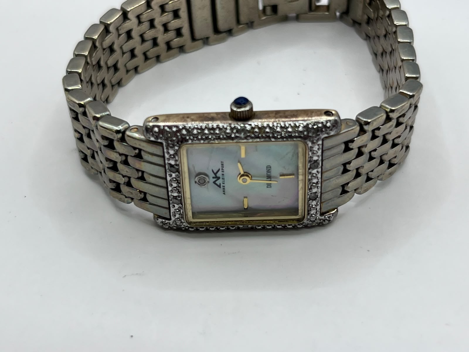 Anne Klein Diamond Accented Mother of Pearl Dial (Referencia 10/9169 variant)