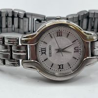 Seiko Quartz Ladies Two-Tone Roman Numeral (1N01-0D70)