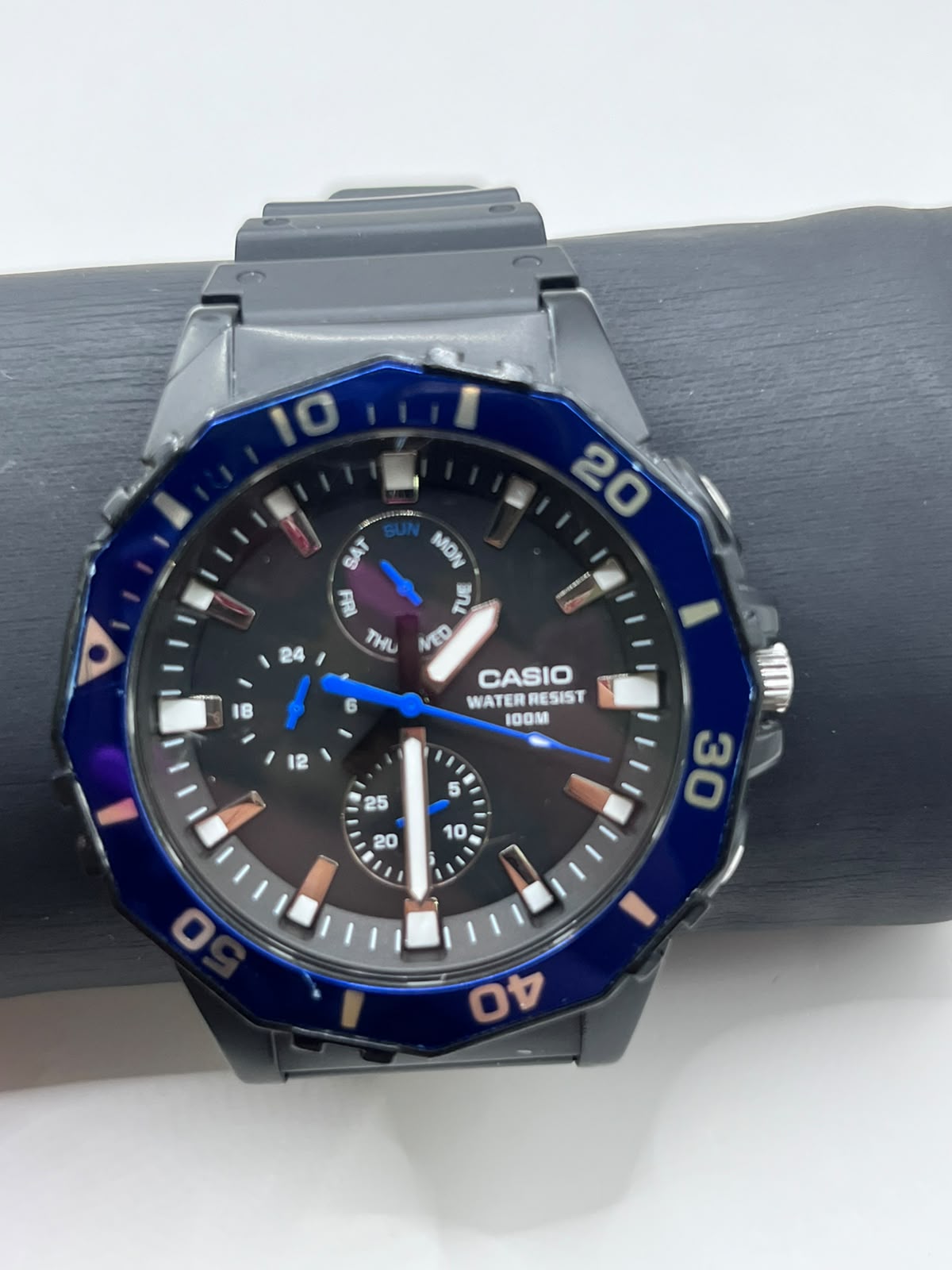 Casio MRW-400H-2AV