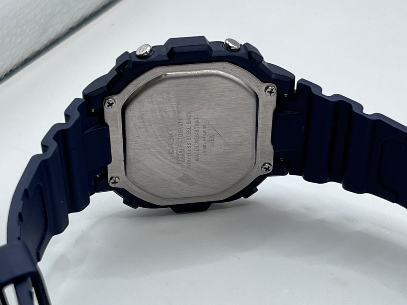 Casio F-108WH-2A2 - Imagen 5