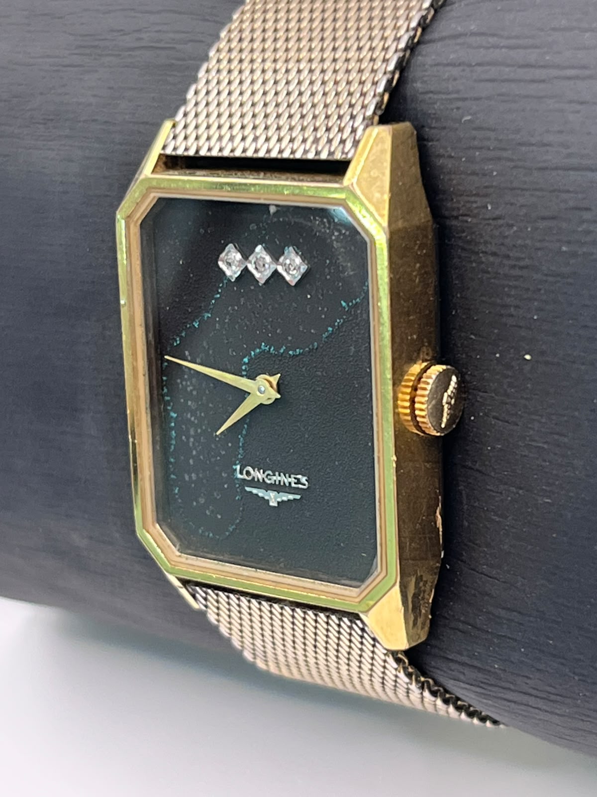 Longines Tank de vestir con carátula negra y diamantes