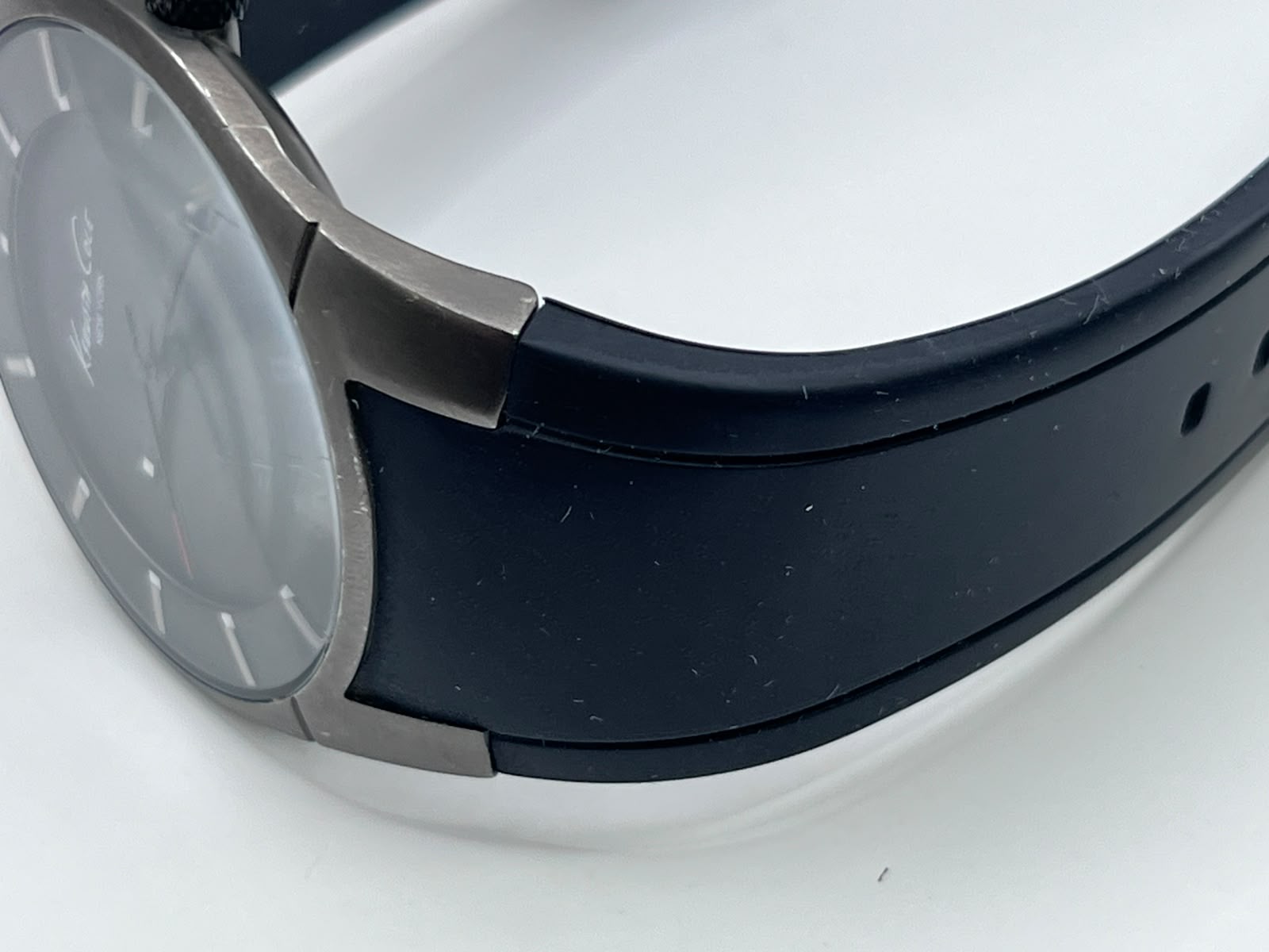 Modelo: Kenneth Cole New York Super-Sleek KC3868 - Imagen 4