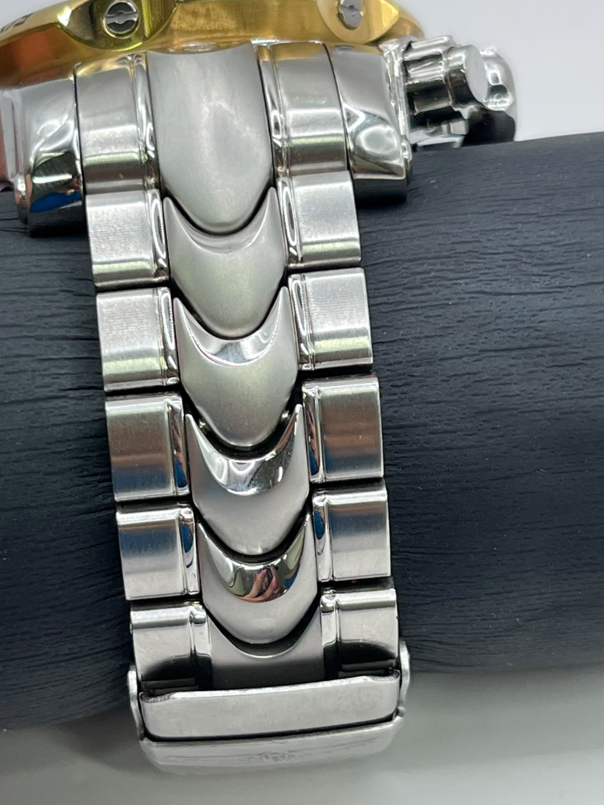Invicta Reserve Venom - Imagen 4